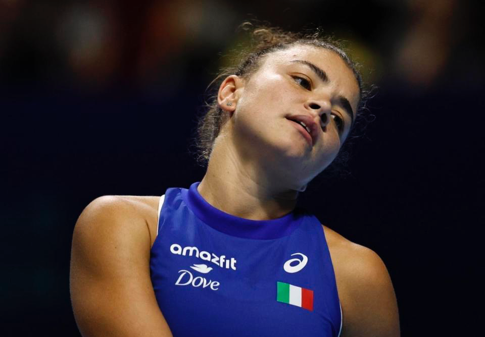 局最终, 在首场袁悦