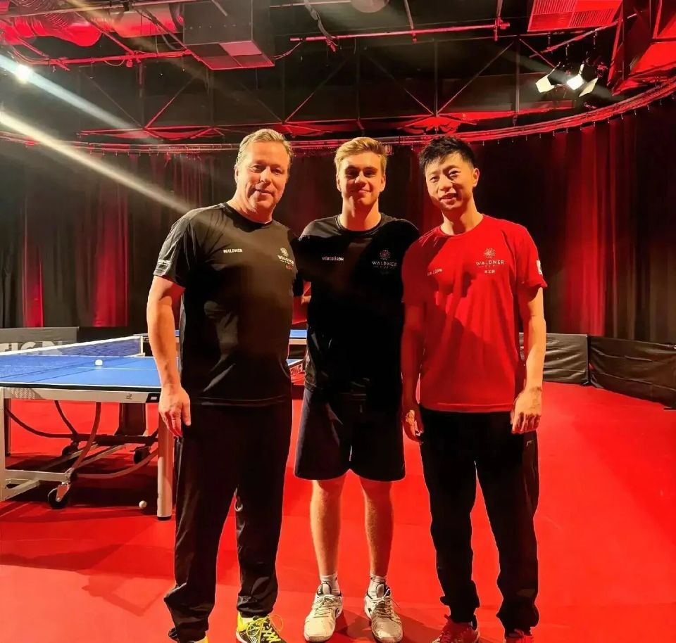 乓球界的男, inews 乓球界的男, inews